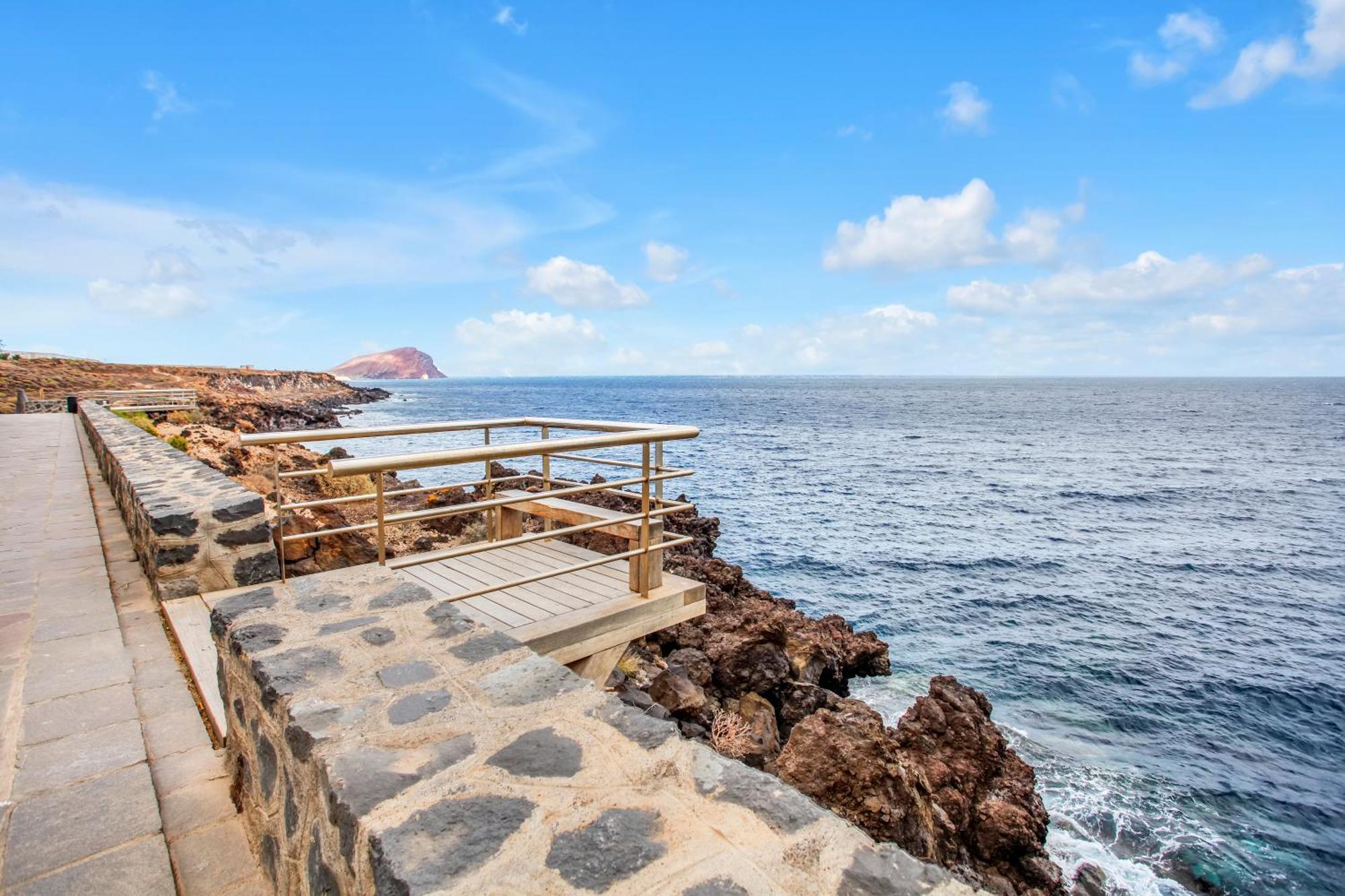 Апартаменты Ocean Blue, Next To The Ocean, Fast Wi-Fi Лос-Абригос Экстерьер фото